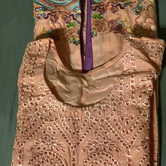 Shalwar Kameez - Picture 3 of 9
